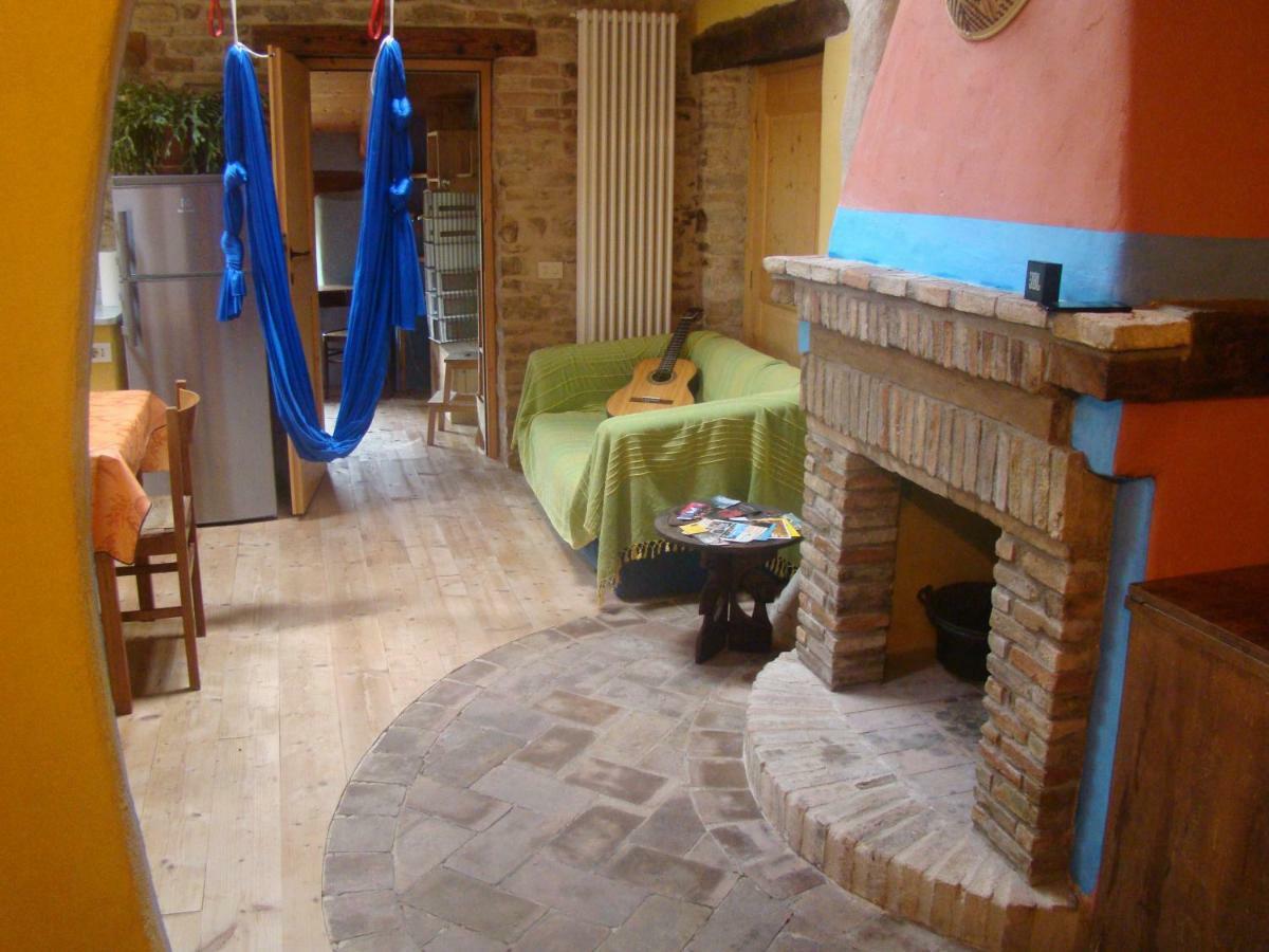 Casa Della Casa Apartment San Severino Marche Bagian luar foto